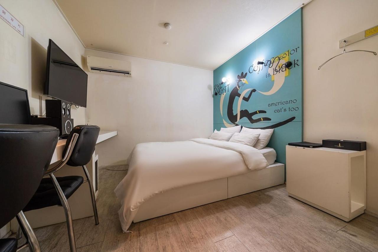 Guri Lexy Hotel Exterior photo